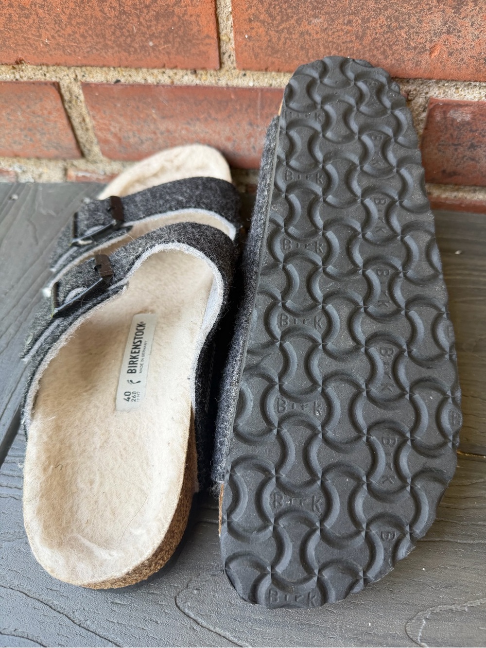 Birkenstock Arizona Rivet Wool Felt Sandals EU 40 Gray Anthracite Cozy Slides - Picture 11 of 13
